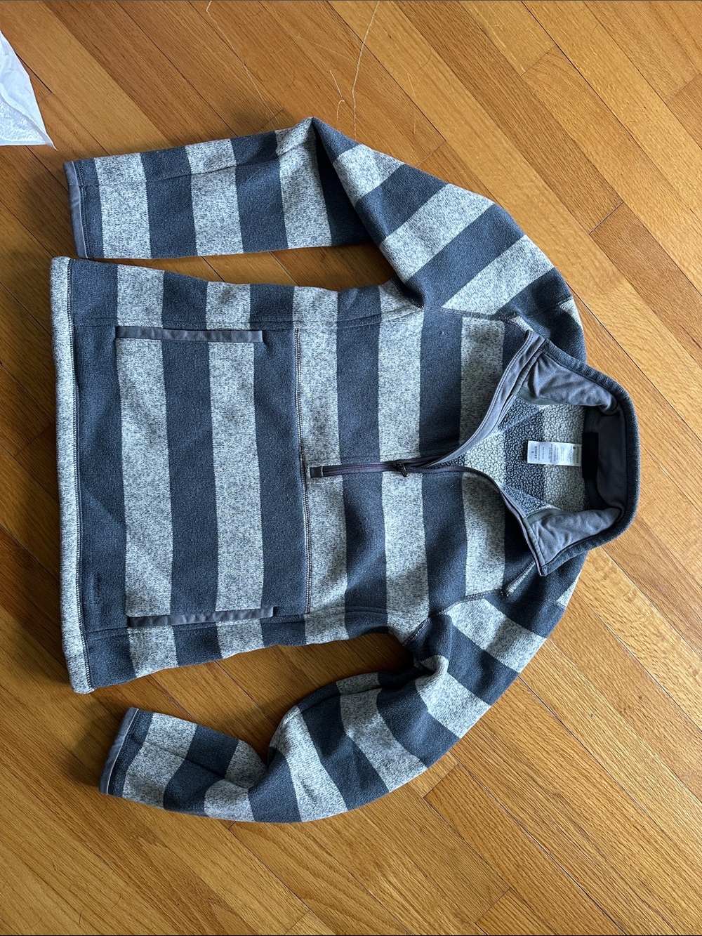 Women’s Half-Zip Striped knitted Pullover - Gray/Charcoal